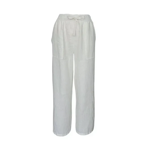 Beyaz Pantolon Üzerine Ne Giyilir?