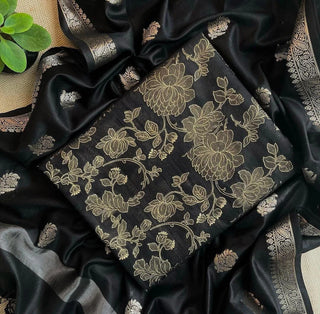 Kadın Elbise Modellerinde Popüler Kumaşlar