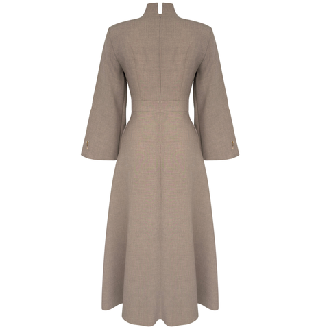 BONCUK İŞLEMELİ GENİŞ KOL DETAY MAKSİ BOY ELBİSE BEJ