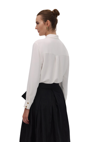GOLD DÜĞMELİ FULAR DETAY GÖMLEK EKRU