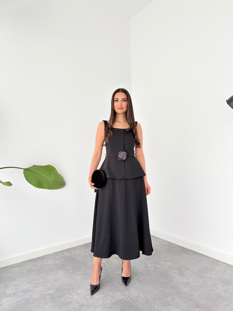 ÇİFT PARÇA GÖRÜNÜMLÜ ASKILI ELBİSE SİYAH