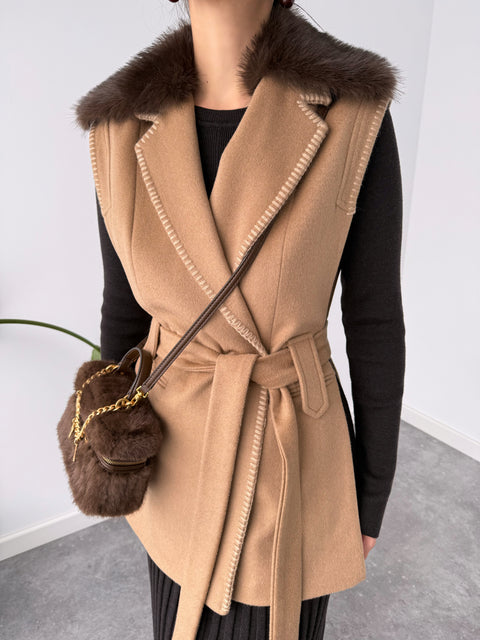 ÇIKARILABİLİR KÜRK DETAY %60 YÜN İÇERİKLİ YELEK CAMEL