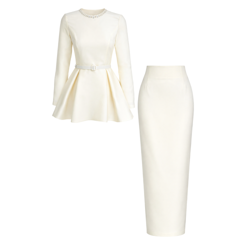 YAKASI TAŞ İŞLEMELİ KEMER DETAY SATEN TAKIM EKRU