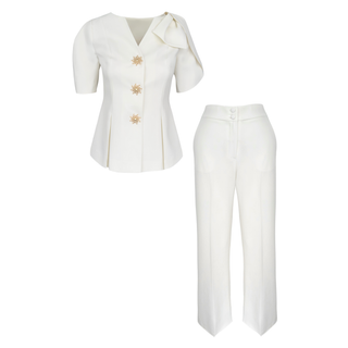 OMZU FİYONK DETAY YILDIZ DÜĞMELİ TAKIM EKRU