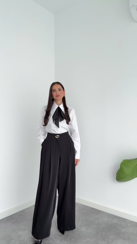 BELİ KRUVAZE MODEL GENİŞ PAÇA PANTOLON SİYAH